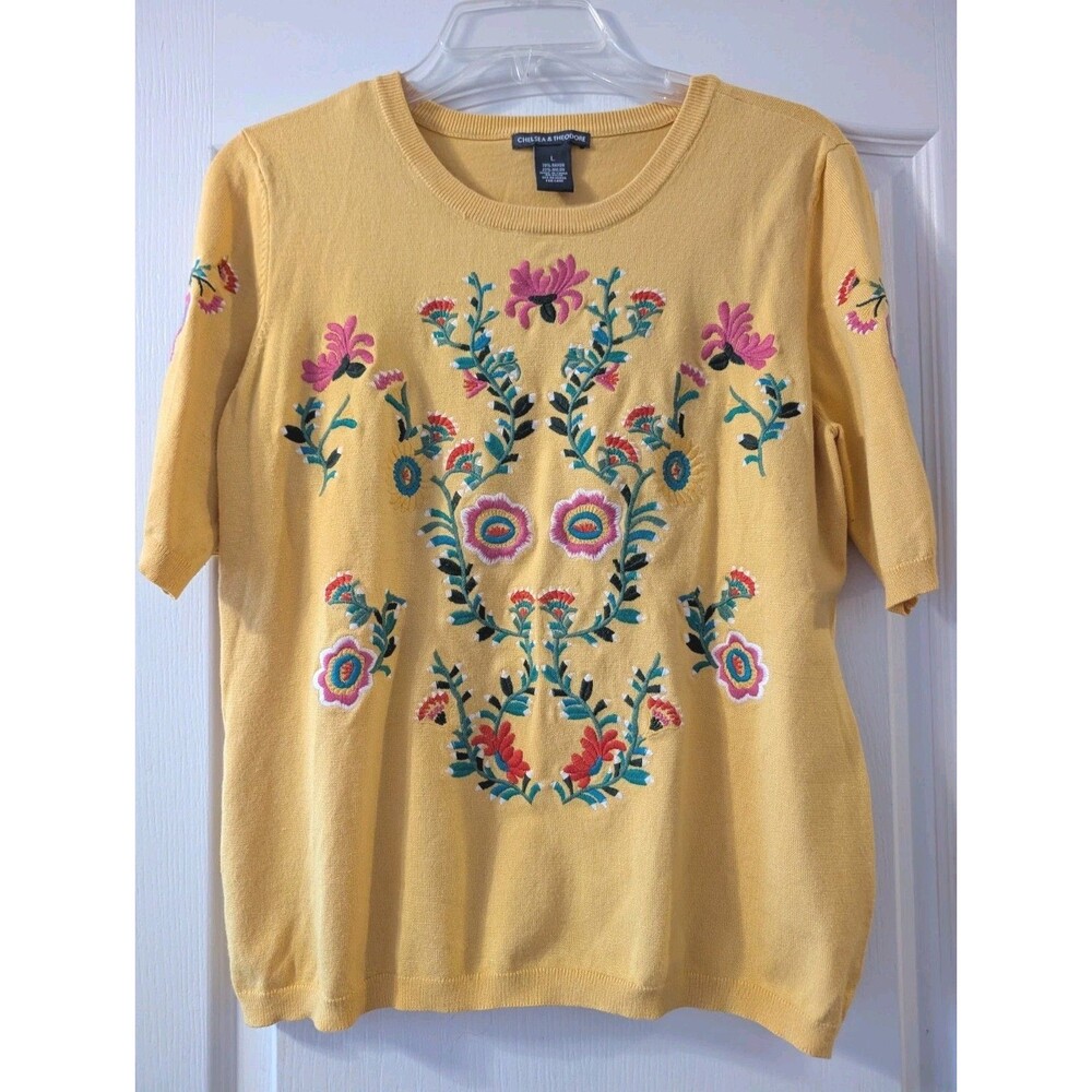 Chelsea & Theodore Yellow Floral Embroidery Sweater Size L